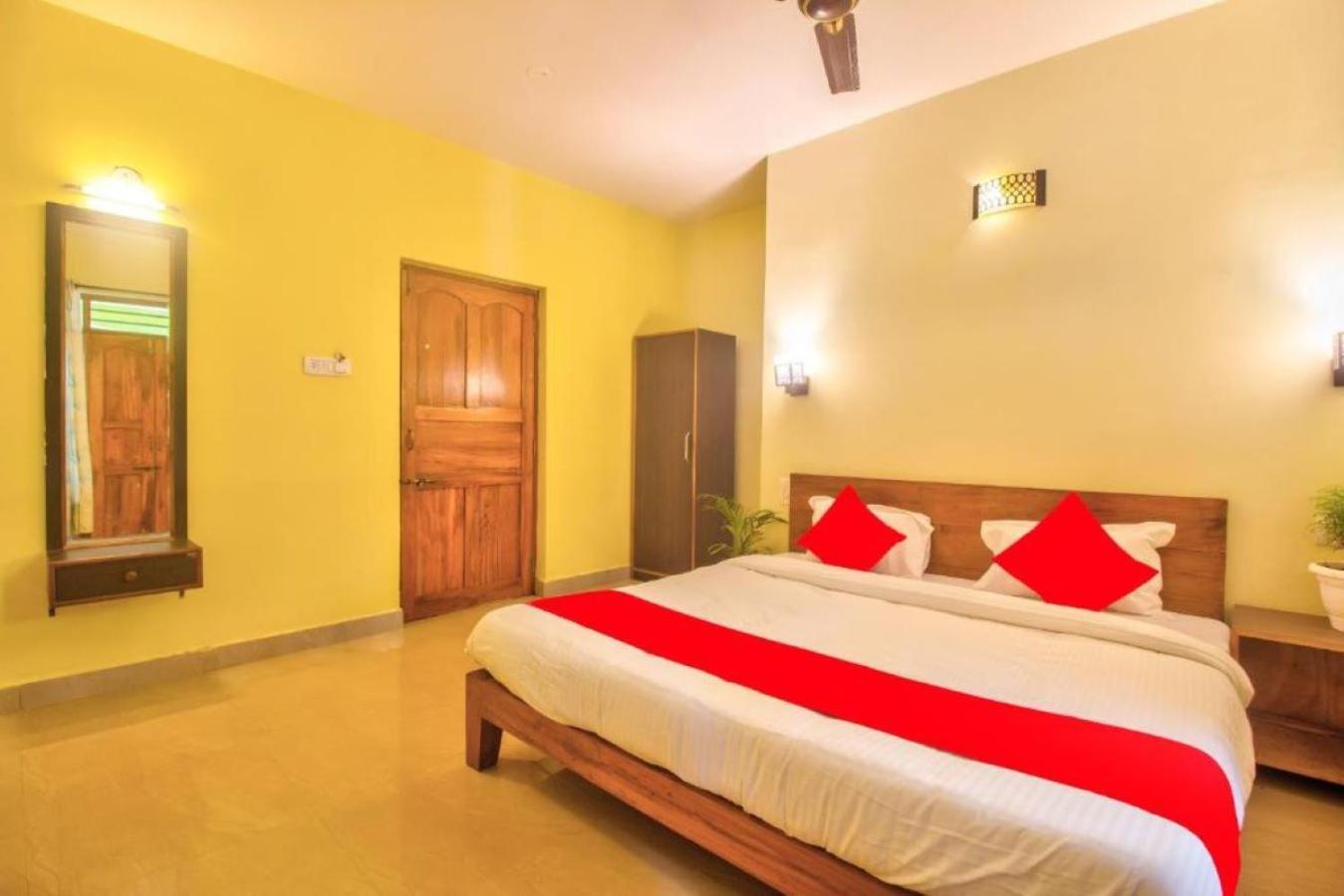 Roseal Beach Front Baga Exterior photo