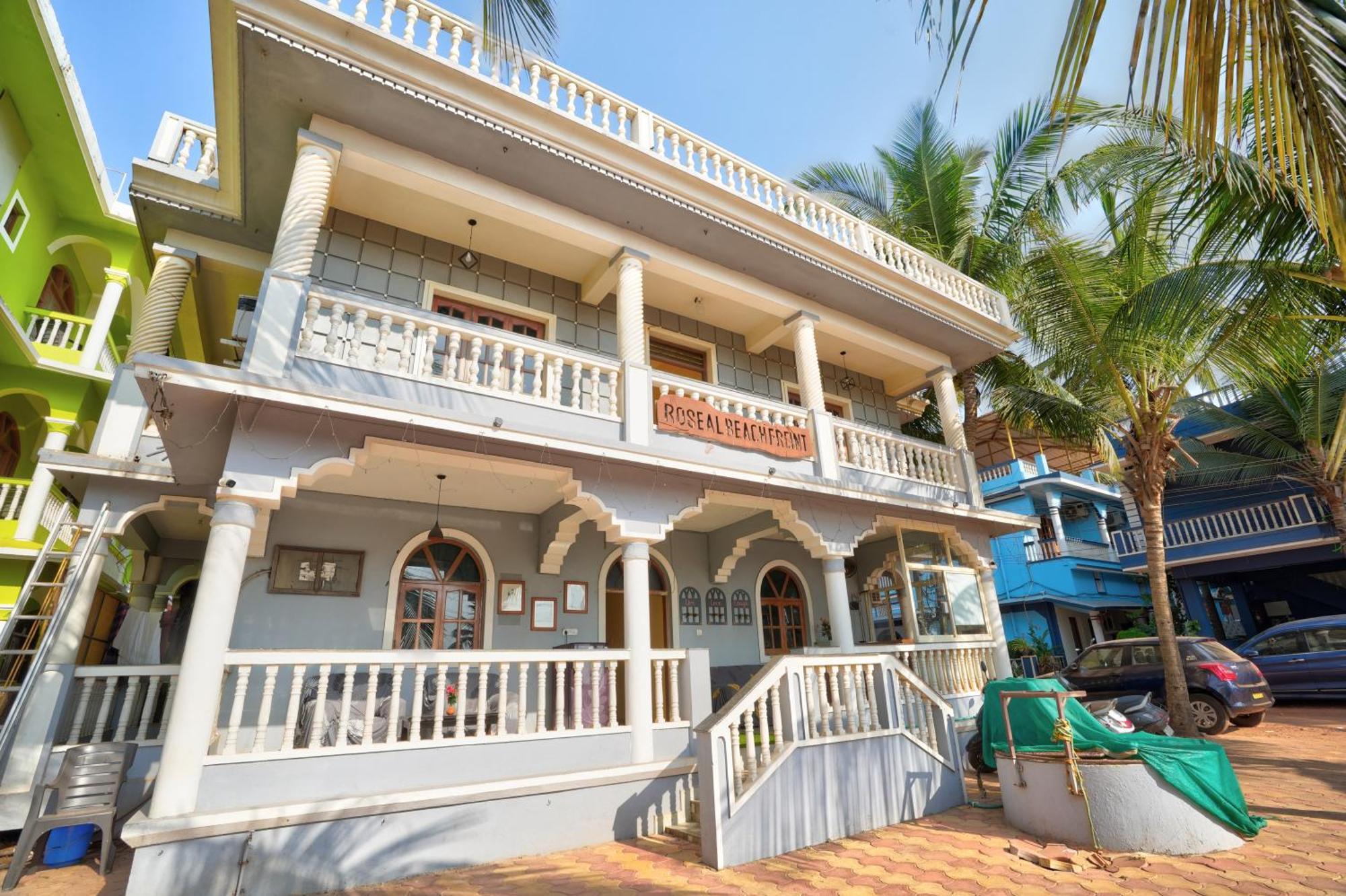 Roseal Beach Front Baga Exterior photo